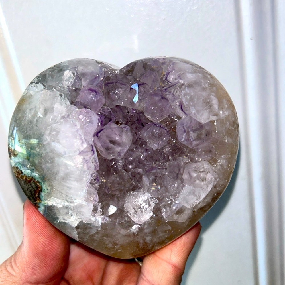 Absolutely gorgeous heart amethyst with agate